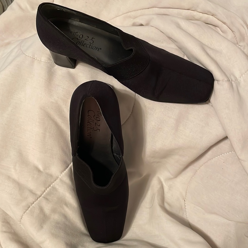 The 9*2*5 Collection 7M Black “Tara”.